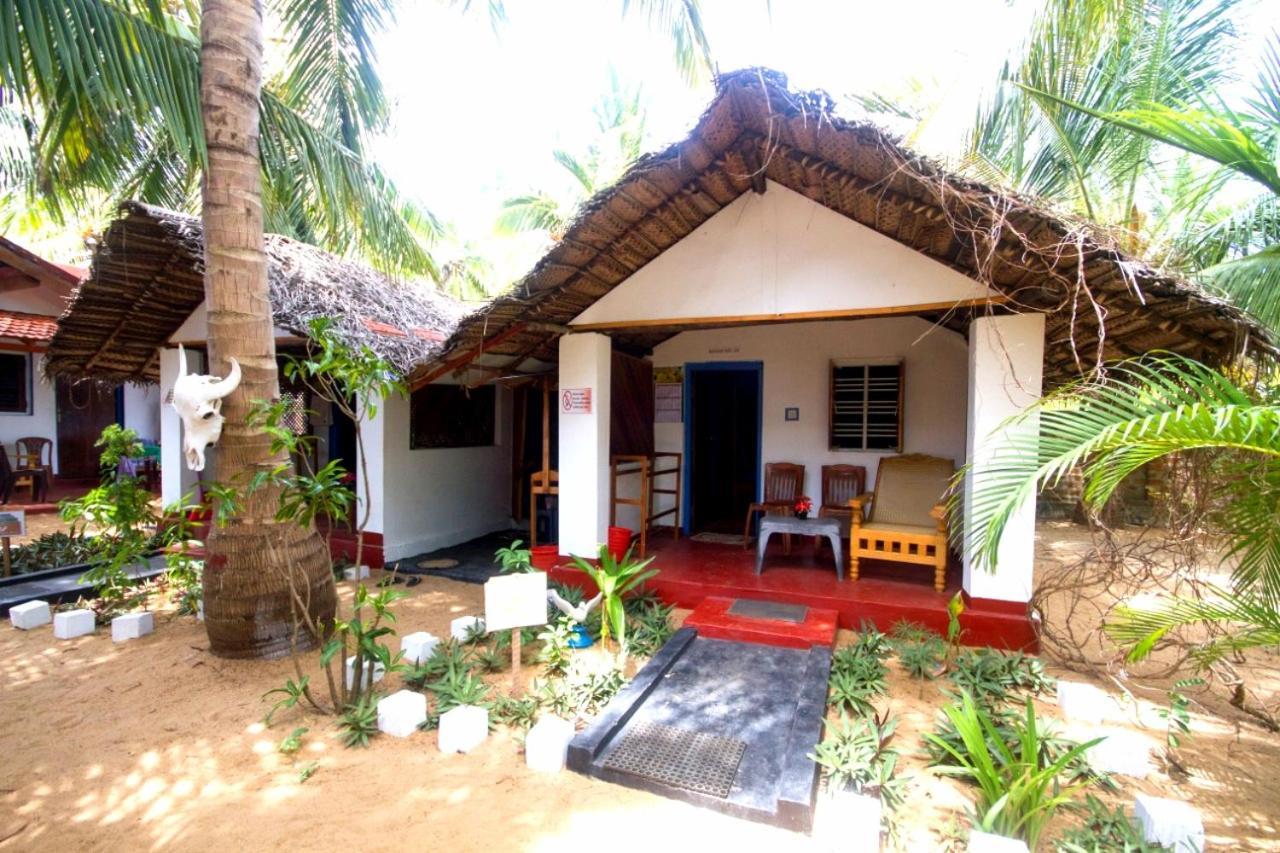 Hotel Star Rest Surf Camp Arugambay Arugam Bay Exterior foto